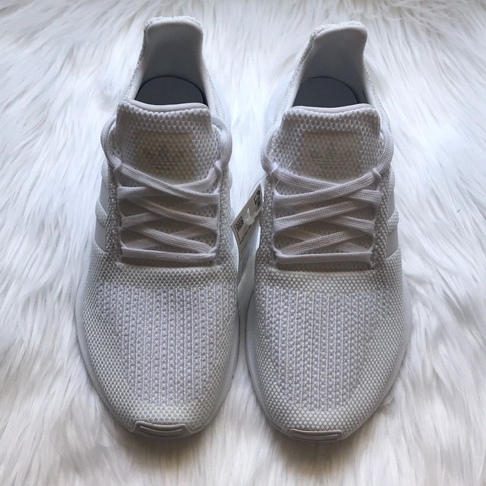 WOMEN’S ADIDAS SWIFT RUN WHITE - Picture 3 of 5